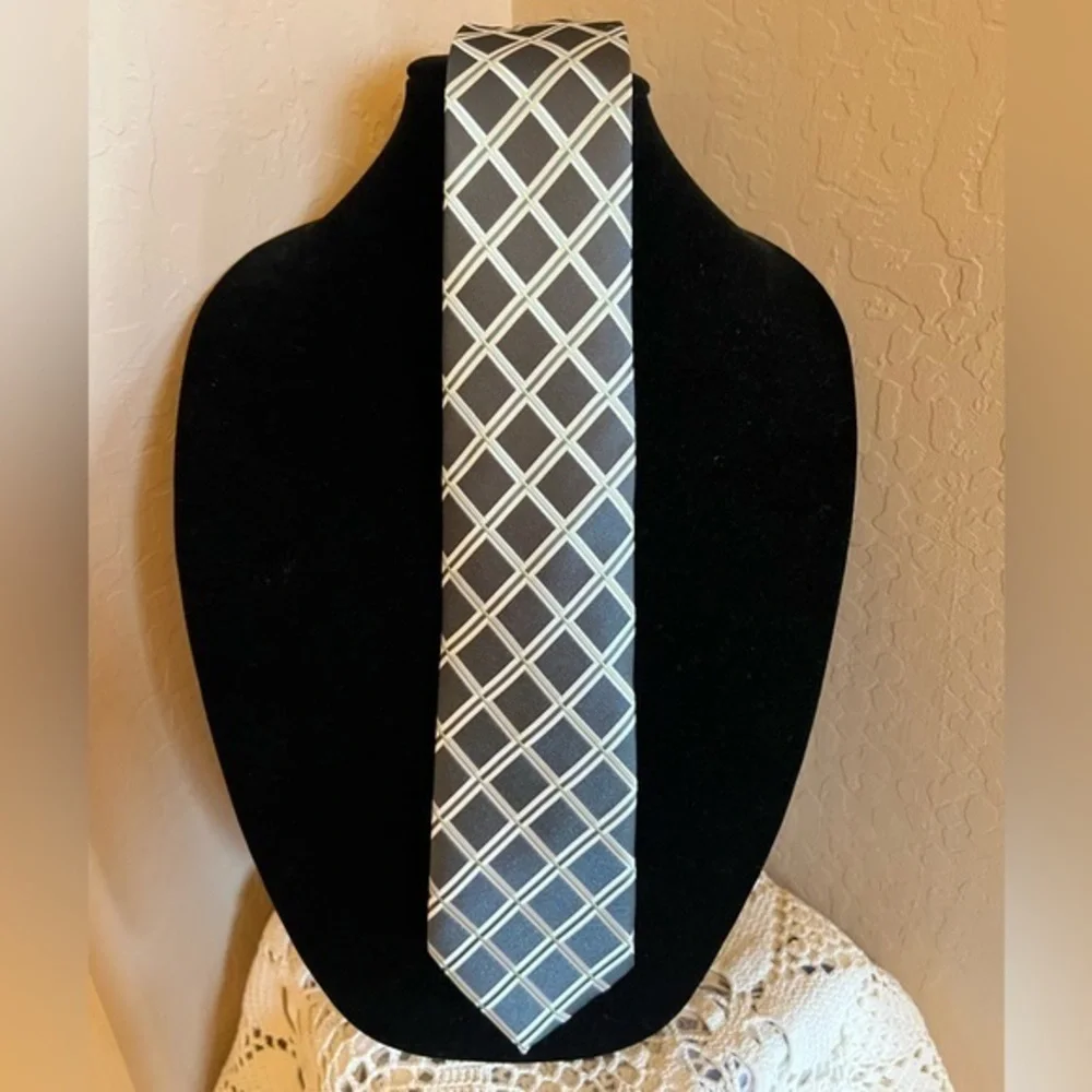 Giorgio Brutini Men's Necktie Plaid Hand Made.